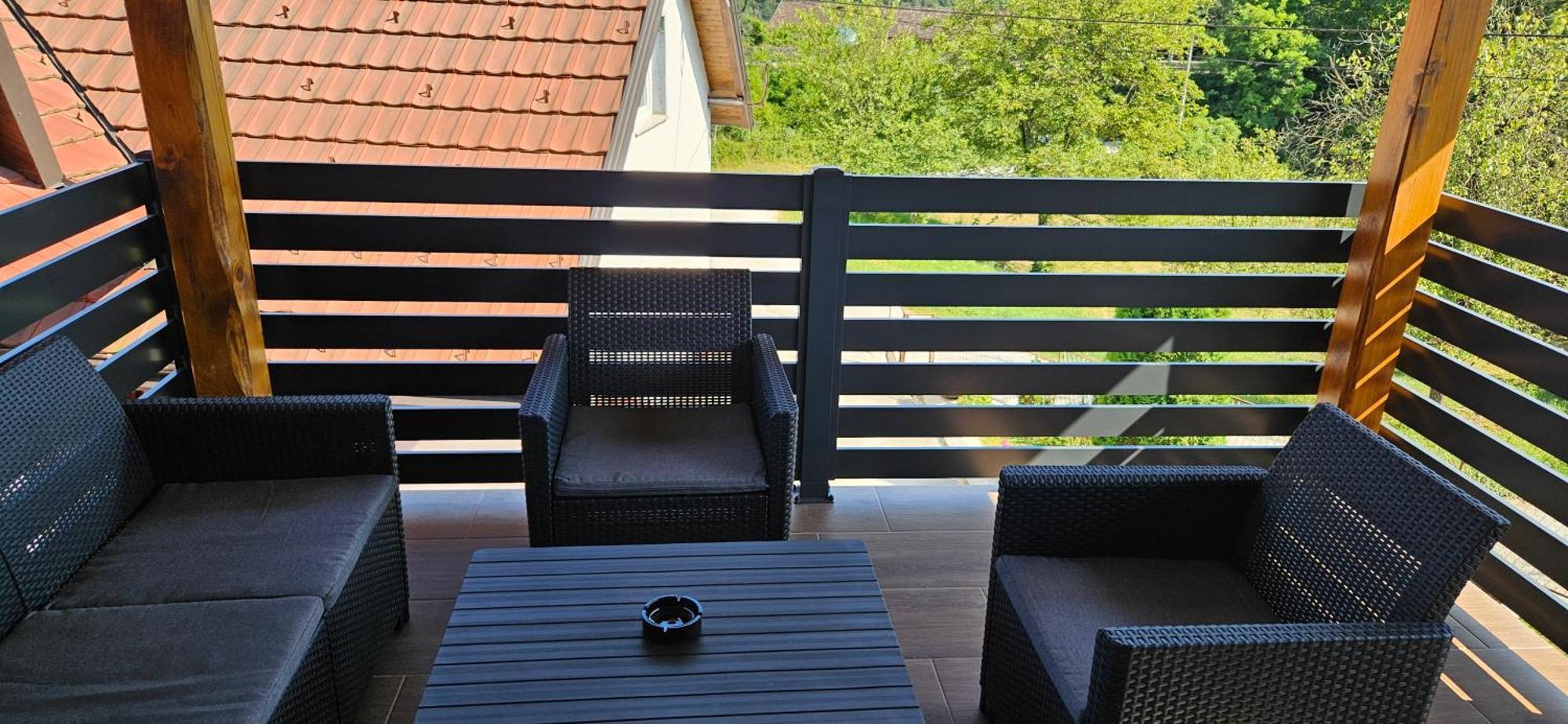 Apartman M&M Duga Resa Exterior photo